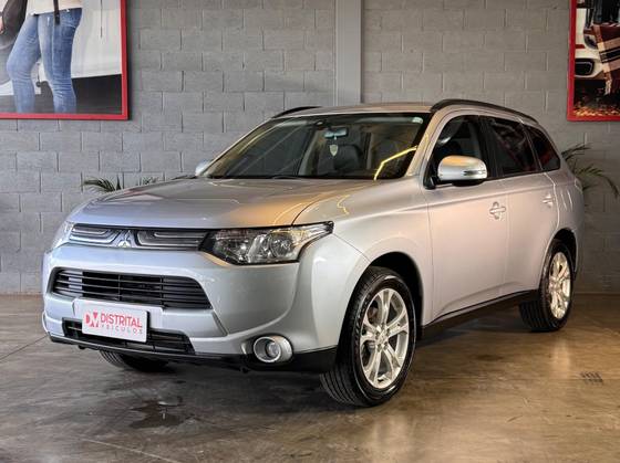 MITSUBISHI OUTLANDER 2.0 16V GASOLINA 4P AUTOMÁTICO